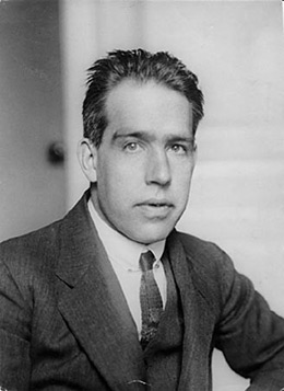 Niels Bohr  (1885-1962)