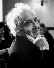 Robert Graves  (1895-1985)