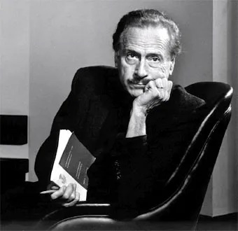 Marshall McLuhan  (1911-1980)