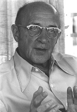 Carl Rogers  (1902-1987)